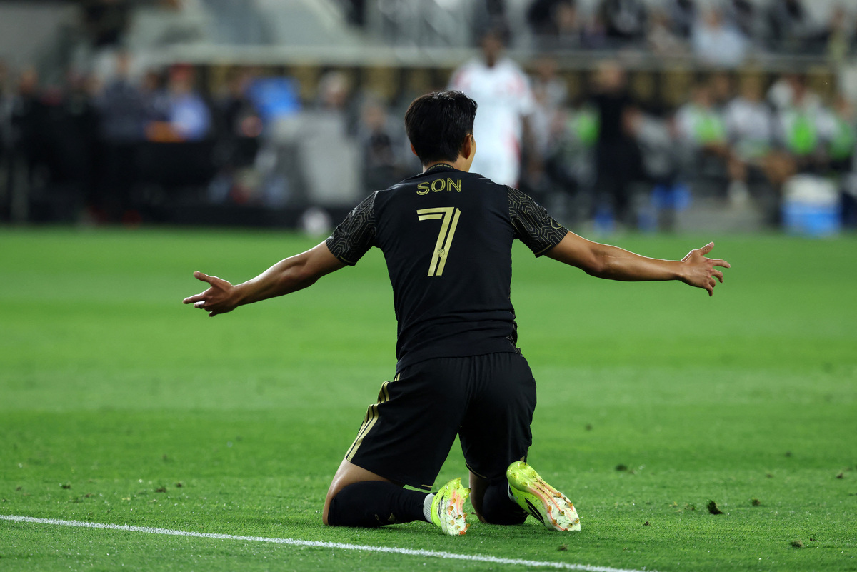 LAFC vs. Alajuelense: Decoding the Continental Showdown Buzz
