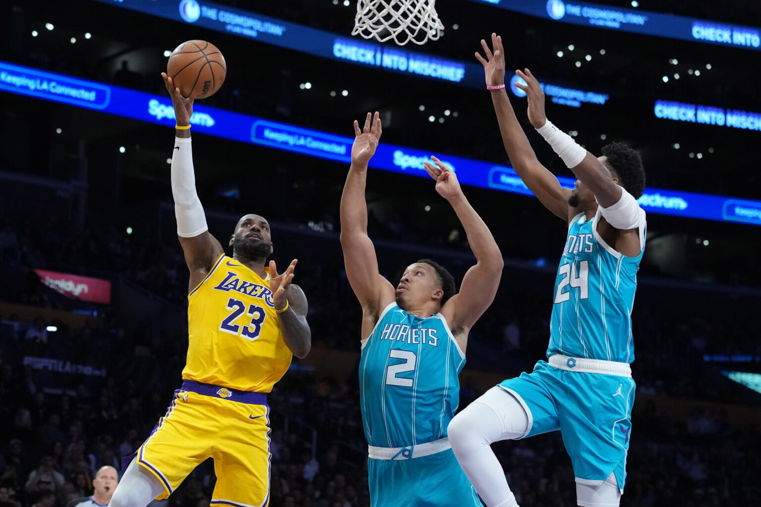 Lakers vs Hornets Player Ratings: How Hot Shooting Exposed Los Angeles Again